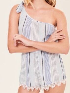 Abercrombie & Fitch One Shouldered Blue Stripe Romper Lace Hem Sz Small Beachy